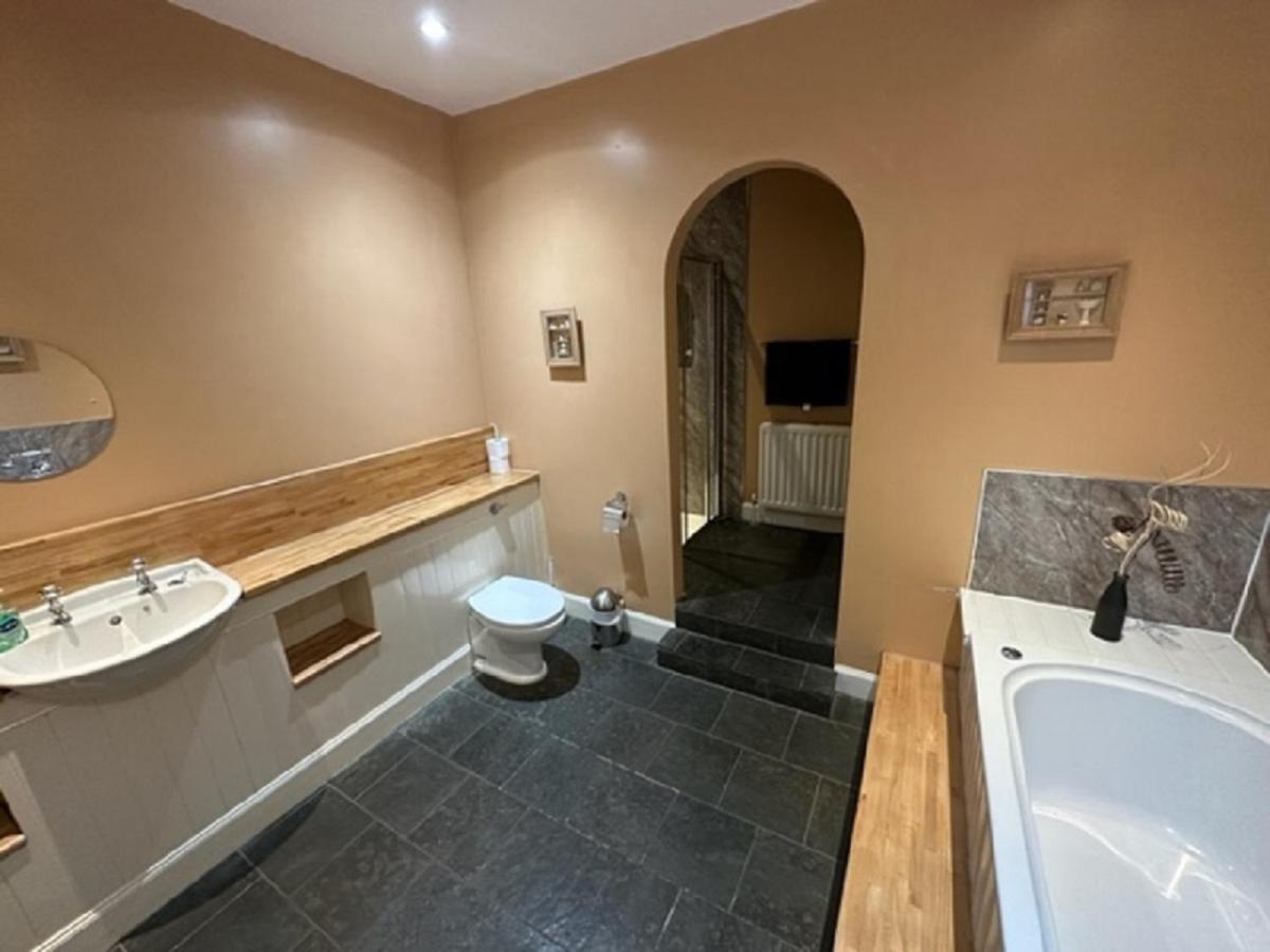 Belton House Holiday Home Wanlockhead Екстериор снимка